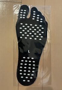 素足に貼るすべり止めくつ下_開封前_20260915