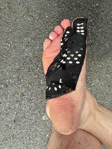 ランニング後_右足裏_20260915